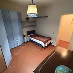 Cozy Apartment Near The City Walls