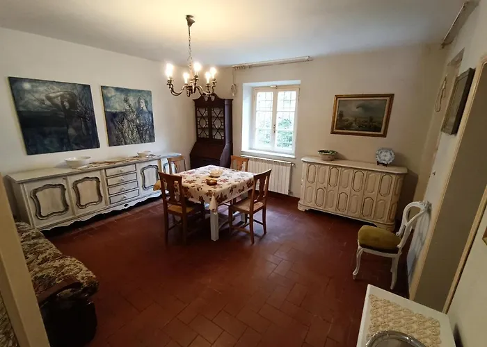 Cozy Apartment Near The City Walls